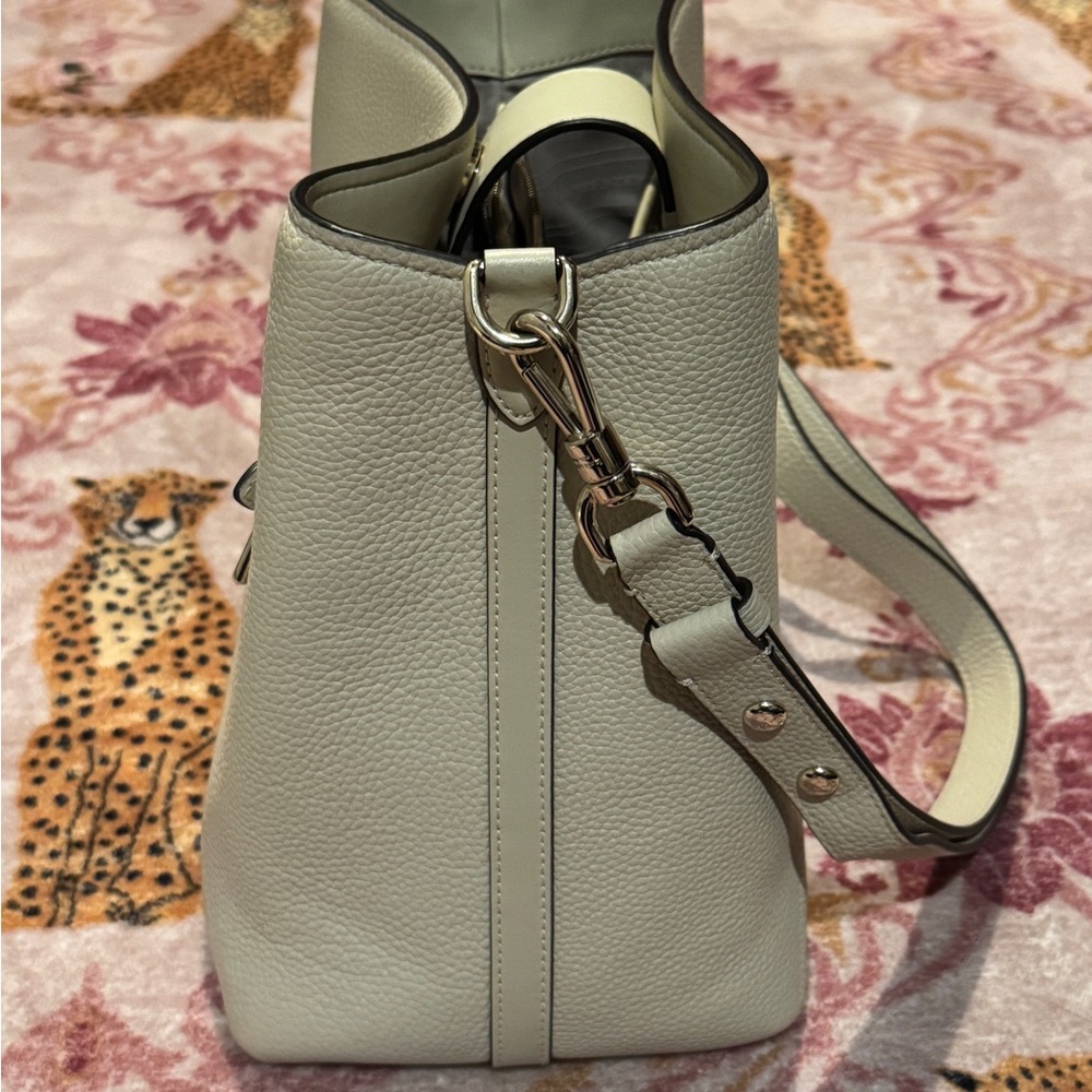 Kate Spade Hudson Pebbled Leather Shoulder Bag - Picture 7 of 10